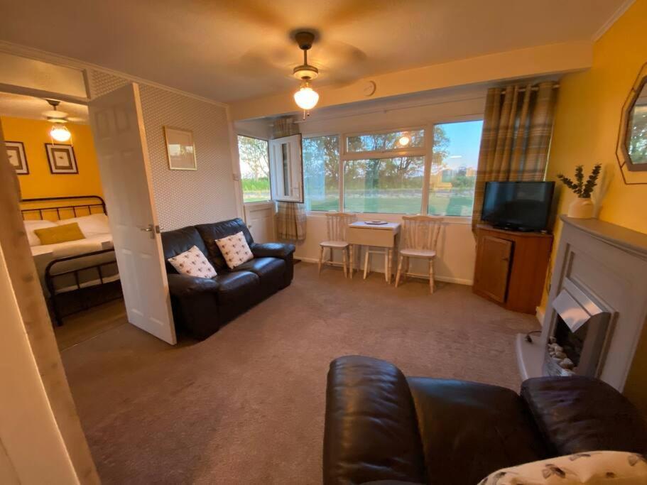 Scratby East Coast Chalets, Bee'S Knees @ California Sands מראה חיצוני תמונה